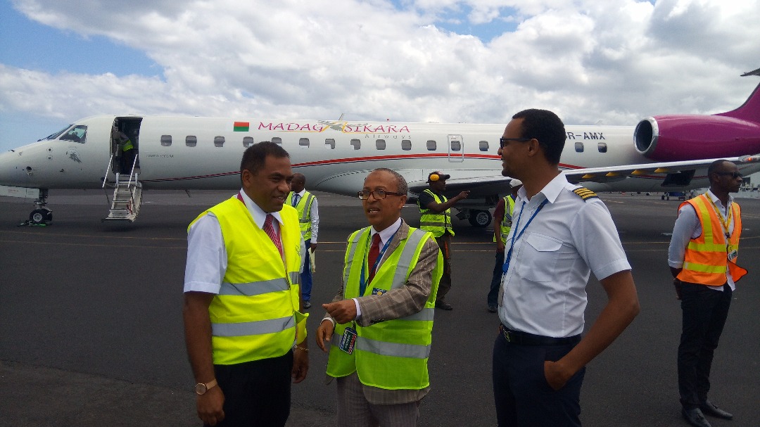 image Transport aérien / Vol inaugural d’Air Madagasikara à Moroni